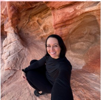 Amanda Monger, red rocks smile