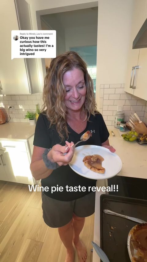 Replying to @Mindy_Lou the great wine pie taste test debut 😅 🍎🥧🍷❤️